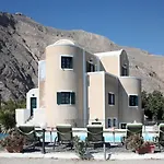 Anemomilos 4* Perissa (Santorini)