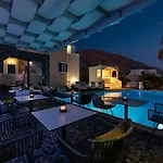 Anemomilos Hotel apartamentowy Perissa (Santorini)