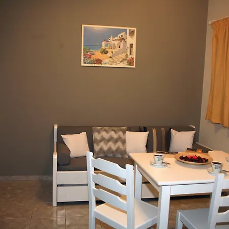 Ξενοδοχείο με διαμερίσματα Anemomilos 4*