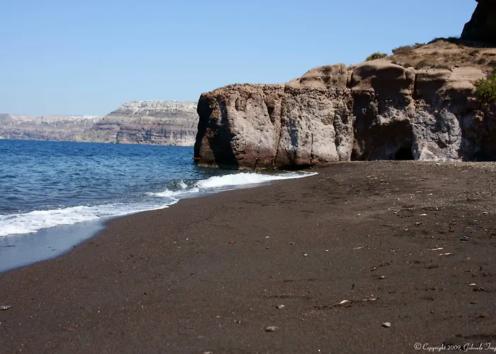 Anemomilos Perissa (Santorini)