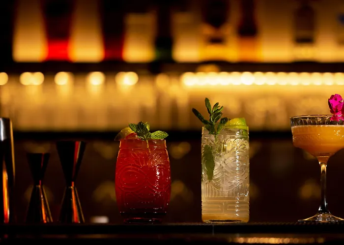 Anemomilos 4* Perissa (Santorini)