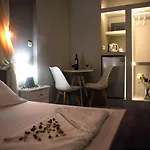 Hotel apartamentowy Anemomilos