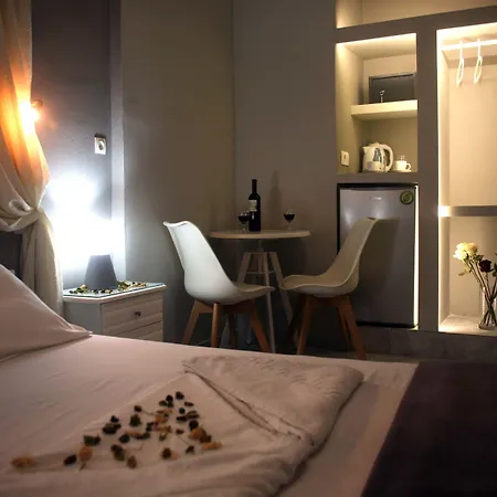 Aparthotel Anemomilos