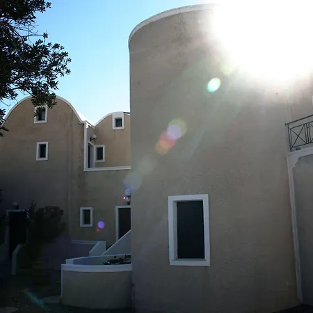 Anemomilos Appart hôtel 4*