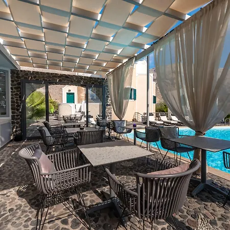 Anemomilos Appart hôtel 4*