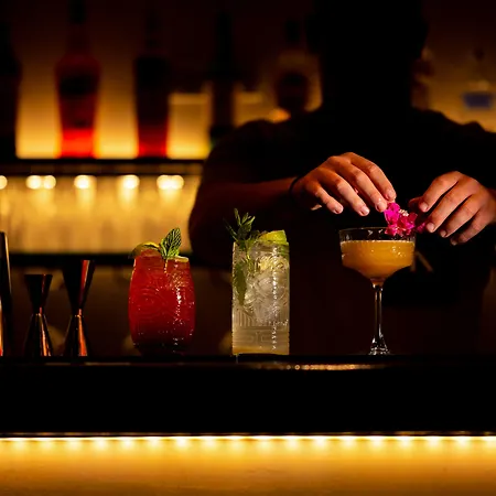 Aparthotel Anemomilos