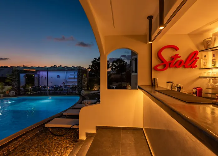 Anemomilos Περίσσα